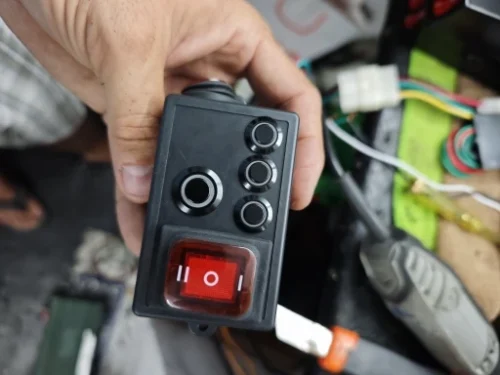 12/16/19/22mm High Head Push Button Switch Black Shell Power Switch LED Car Horn photo review